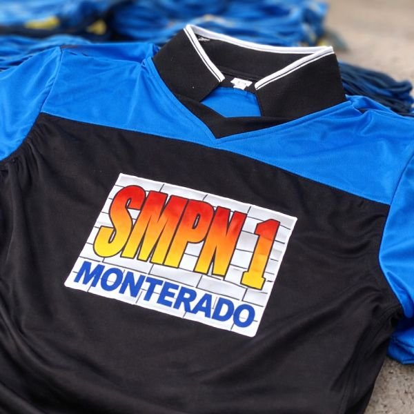 Jersey tim olahraga sekolah custom printing sublim Tangerang