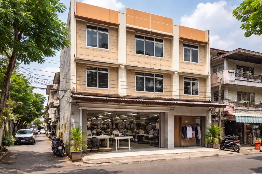 Lokasi workshop Seragam Bangsa di Jl. Ir H. Juanda Ciputat Timur Tangerang Selatan